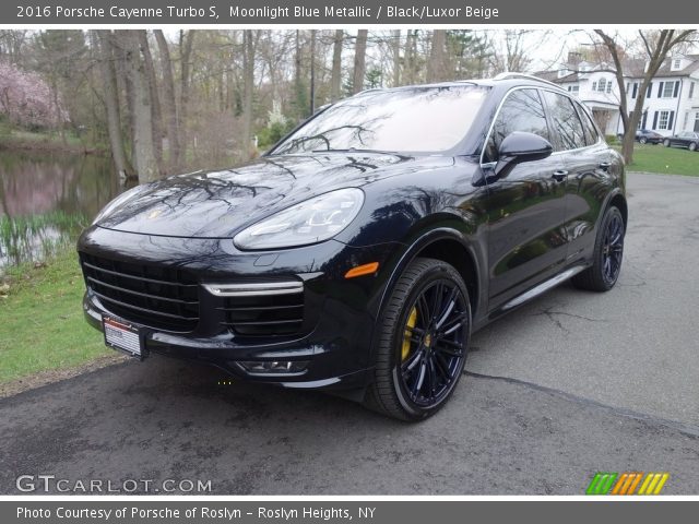 2016 Porsche Cayenne Turbo S in Moonlight Blue Metallic