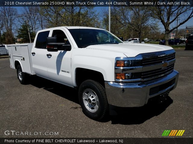 2018 Chevrolet Silverado 2500HD Work Truck Crew Cab 4x4 Chassis in Summit White