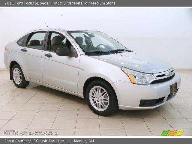 2011 Ford Focus SE Sedan in Ingot Silver Metallic