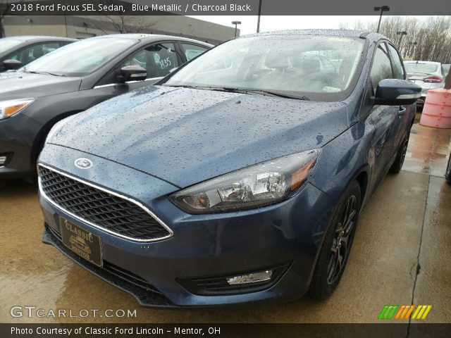2018 Ford Focus SEL Sedan in Blue Metallic