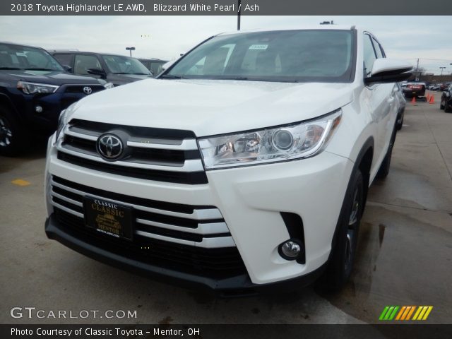 2018 Toyota Highlander LE AWD in Blizzard White Pearl