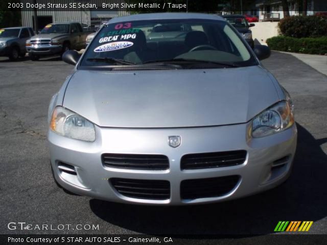 2003 Dodge Stratus SE Sedan in Bright Silver Metallic