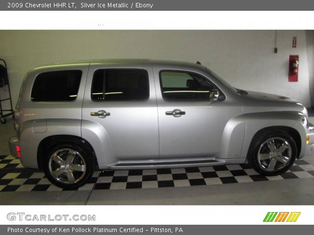 2009 Chevrolet HHR LT in Silver Ice Metallic