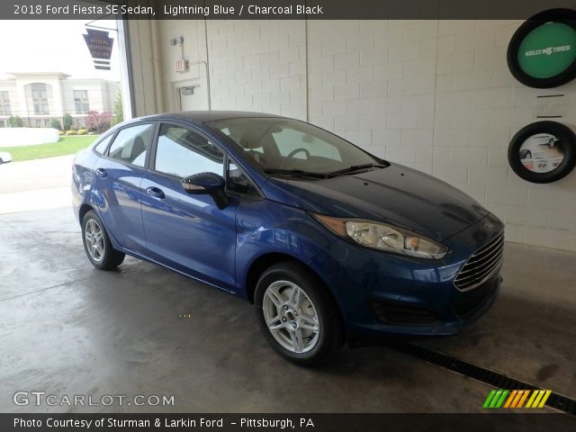 2018 Ford Fiesta SE Sedan in Lightning Blue