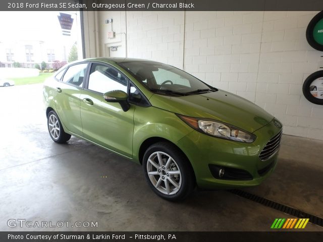 2018 Ford Fiesta SE Sedan in Outrageous Green