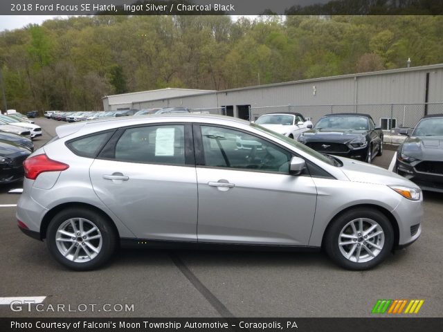 2018 Ford Focus SE Hatch in Ingot Silver