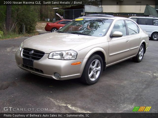 2000 Nissan Maxima GLE in Sunlit Sand Metallic