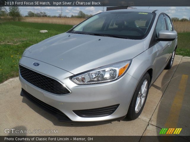 2018 Ford Focus SE Hatch in Ingot Silver