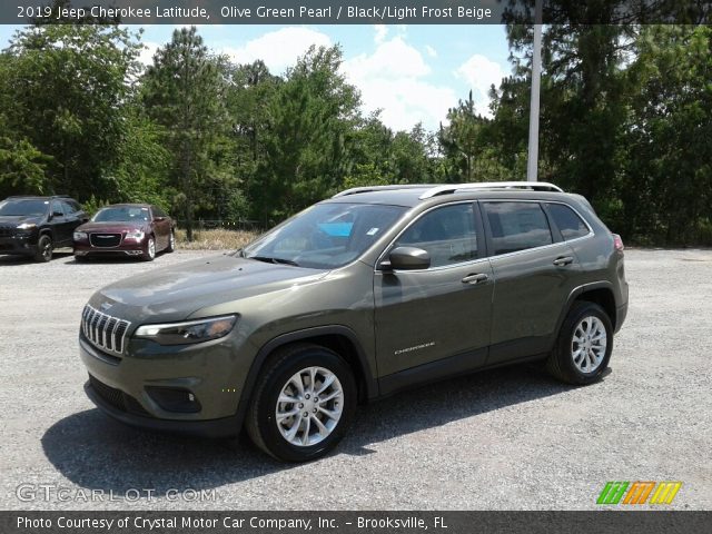 2019 Jeep Cherokee Latitude in Olive Green Pearl