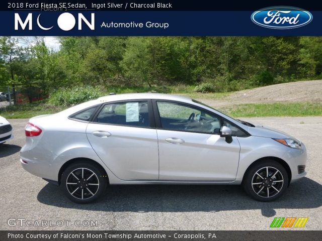 2018 Ford Fiesta SE Sedan in Ingot Silver