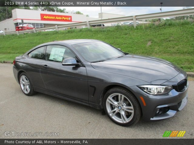 2019 BMW 4 Series 440i xDrive Coupe in Mineral Grey Metallic