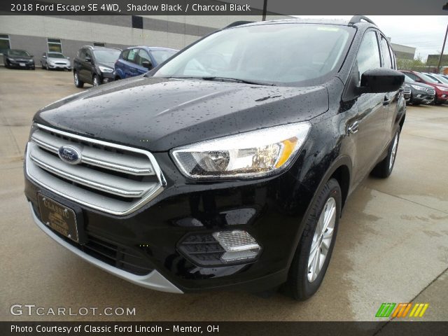2018 Ford Escape SE 4WD in Shadow Black