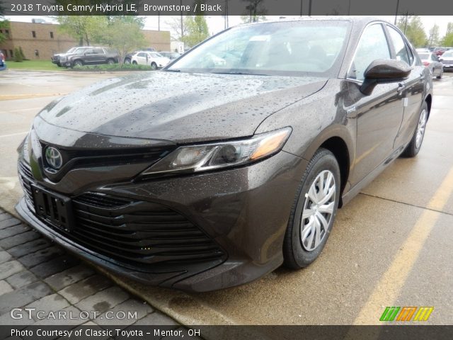 2018 Toyota Camry Hybrid LE in Brownstone