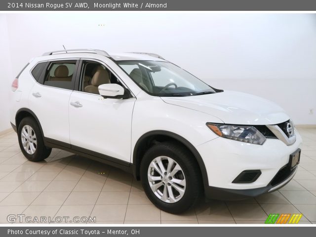 2014 Nissan Rogue SV AWD in Moonlight White