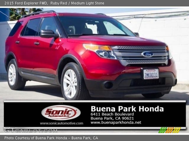 2015 Ford Explorer FWD in Ruby Red