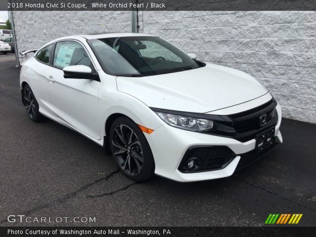 2018 Honda Civic Si Coupe in White Orchid Pearl