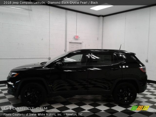 2018 Jeep Compass Latitude in Diamond Black Crystal Pearl