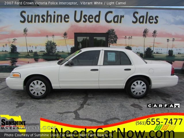 2007 Ford Crown Victoria Police Interceptor in Vibrant White