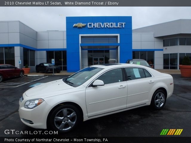 2010 Chevrolet Malibu LT Sedan in White Diamond Tricoat