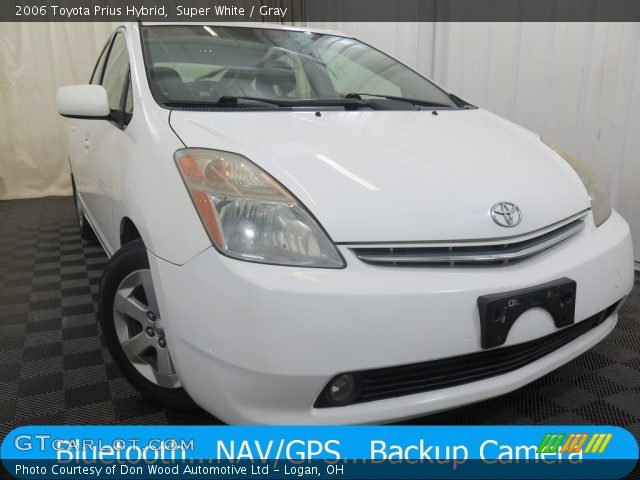 2006 Toyota Prius Hybrid in Super White