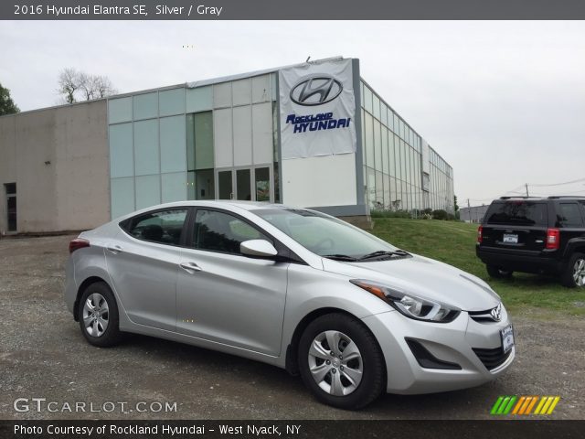 2016 Hyundai Elantra SE in Silver