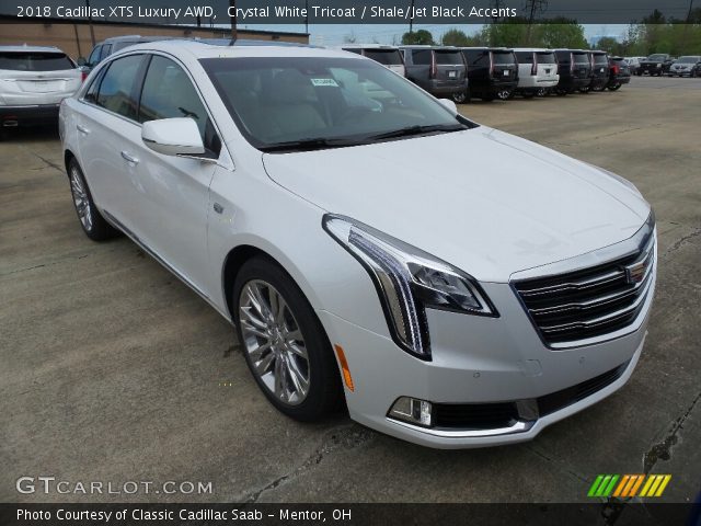 2018 Cadillac XTS Luxury AWD in Crystal White Tricoat