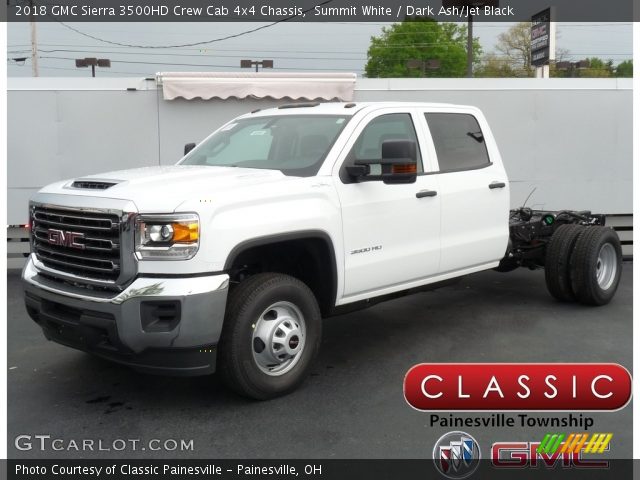 2018 GMC Sierra 3500HD Crew Cab 4x4 Chassis in Summit White