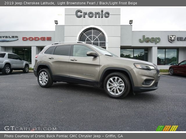 2019 Jeep Cherokee Latitude in Light Brownstone Pearl