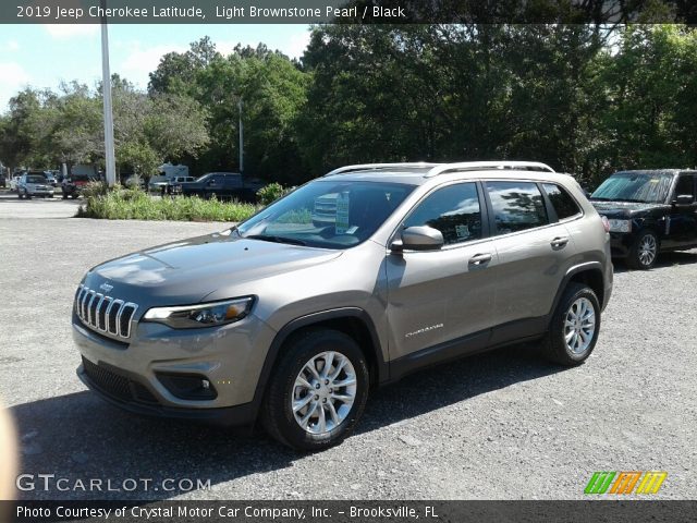 2019 Jeep Cherokee Latitude in Light Brownstone Pearl