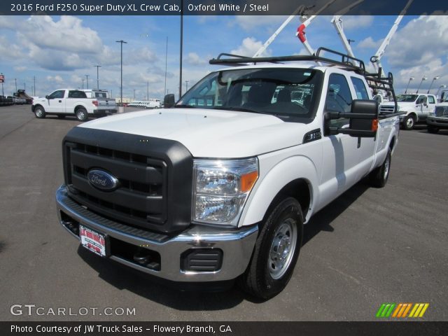2016 Ford F250 Super Duty XL Crew Cab in Oxford White