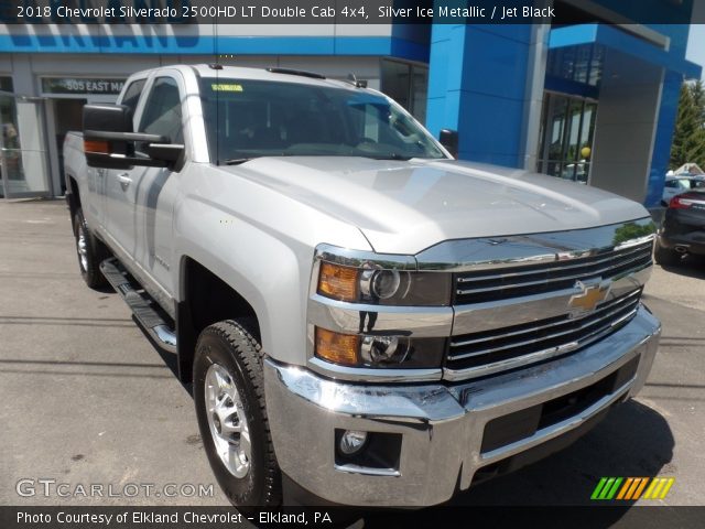2018 Chevrolet Silverado 2500HD LT Double Cab 4x4 in Silver Ice Metallic