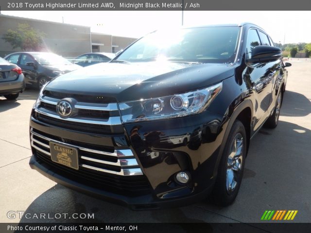 2018 Toyota Highlander Limited AWD in Midnight Black Metallic