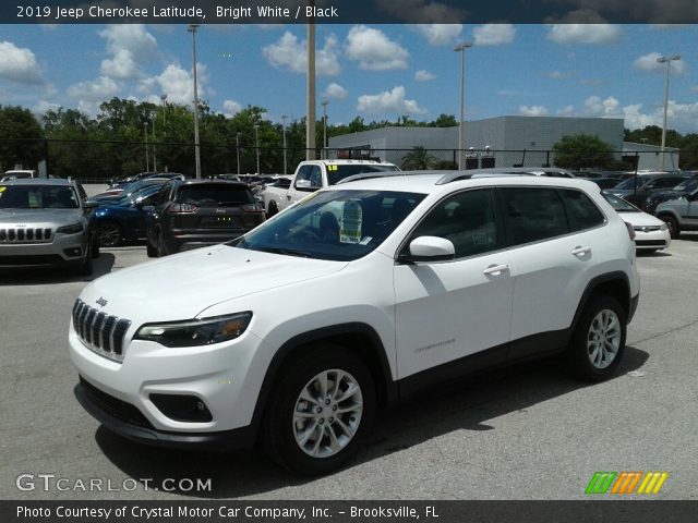 2019 Jeep Cherokee Latitude in Bright White