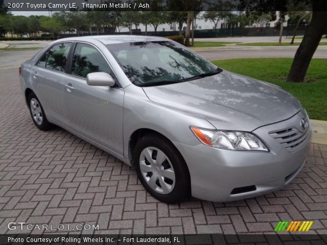 2007 Toyota Camry LE in Titanium Metallic