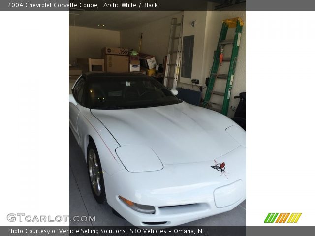 2004 Chevrolet Corvette Coupe in Arctic White