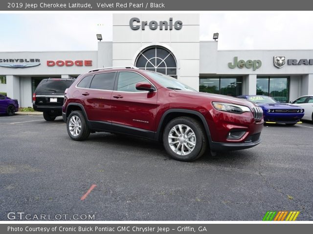 2019 Jeep Cherokee Latitude in Velvet Red Pearl