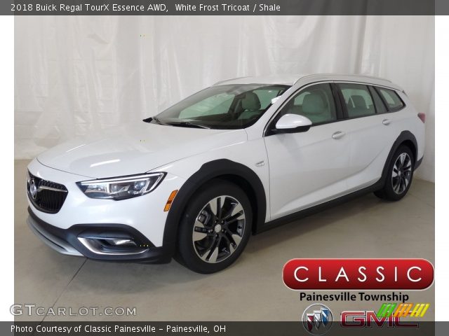 2018 Buick Regal TourX Essence AWD in White Frost Tricoat