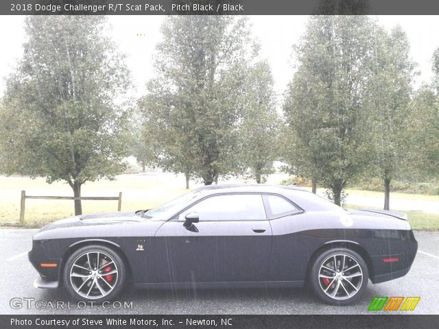 2018 Dodge Challenger R/T Scat Pack in Pitch Black