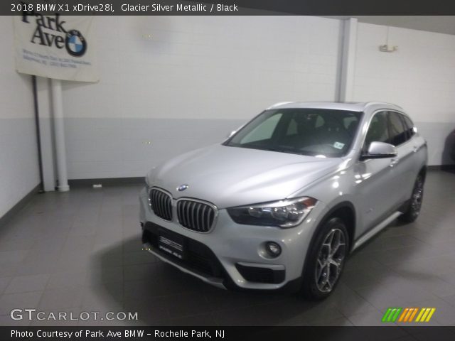 2018 BMW X1 xDrive28i in Glacier Silver Metallic
