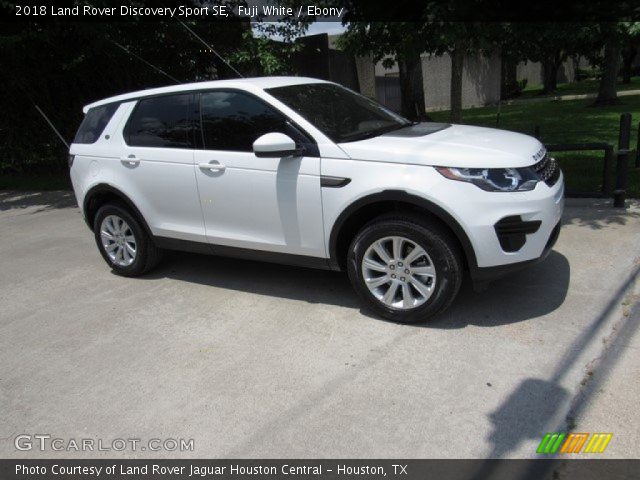 2018 Land Rover Discovery Sport SE in Fuji White