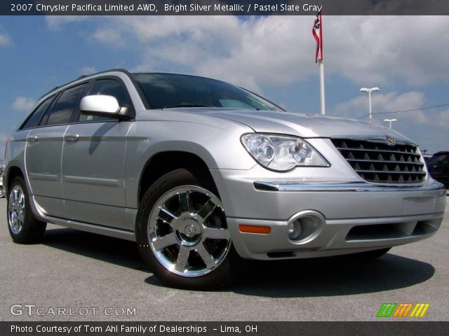 2007 Chrysler Pacifica Limited AWD in Bright Silver Metallic