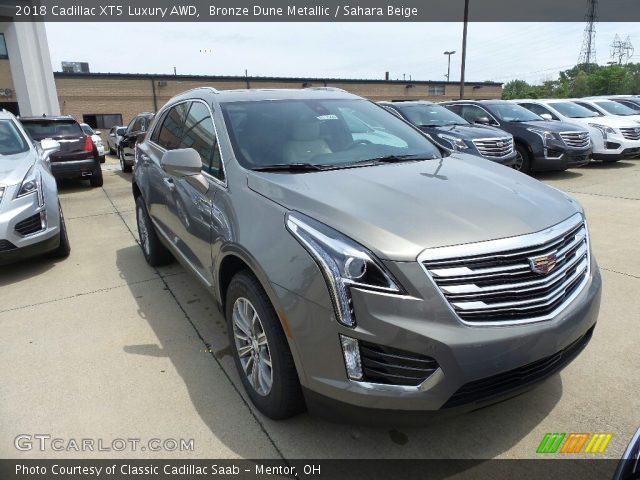 2018 Cadillac XT5 Luxury AWD in Bronze Dune Metallic