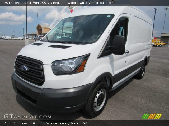 2018 Ford Transit Van 250 MR Regular in Oxford White