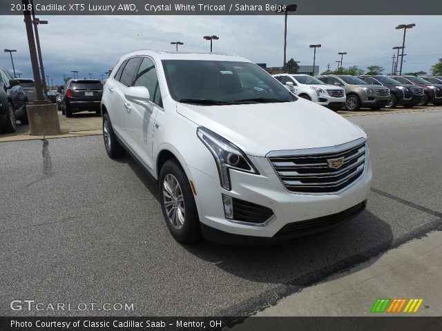 2018 Cadillac XT5 Luxury AWD in Crystal White Tricoat