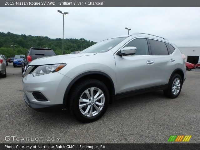 2015 Nissan Rogue SV AWD in Brilliant Silver