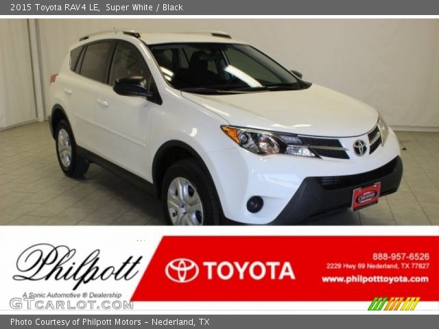 2015 Toyota RAV4 LE in Super White