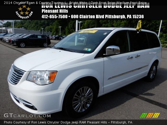 2014 Chrysler Town & Country Touring-L in Bright White