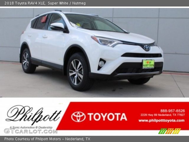 2018 Toyota RAV4 XLE in Super White