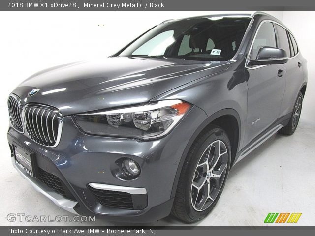 2018 BMW X1 xDrive28i in Mineral Grey Metallic