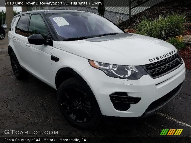 2018 Land Rover Discovery Sport SE in Fuji White
